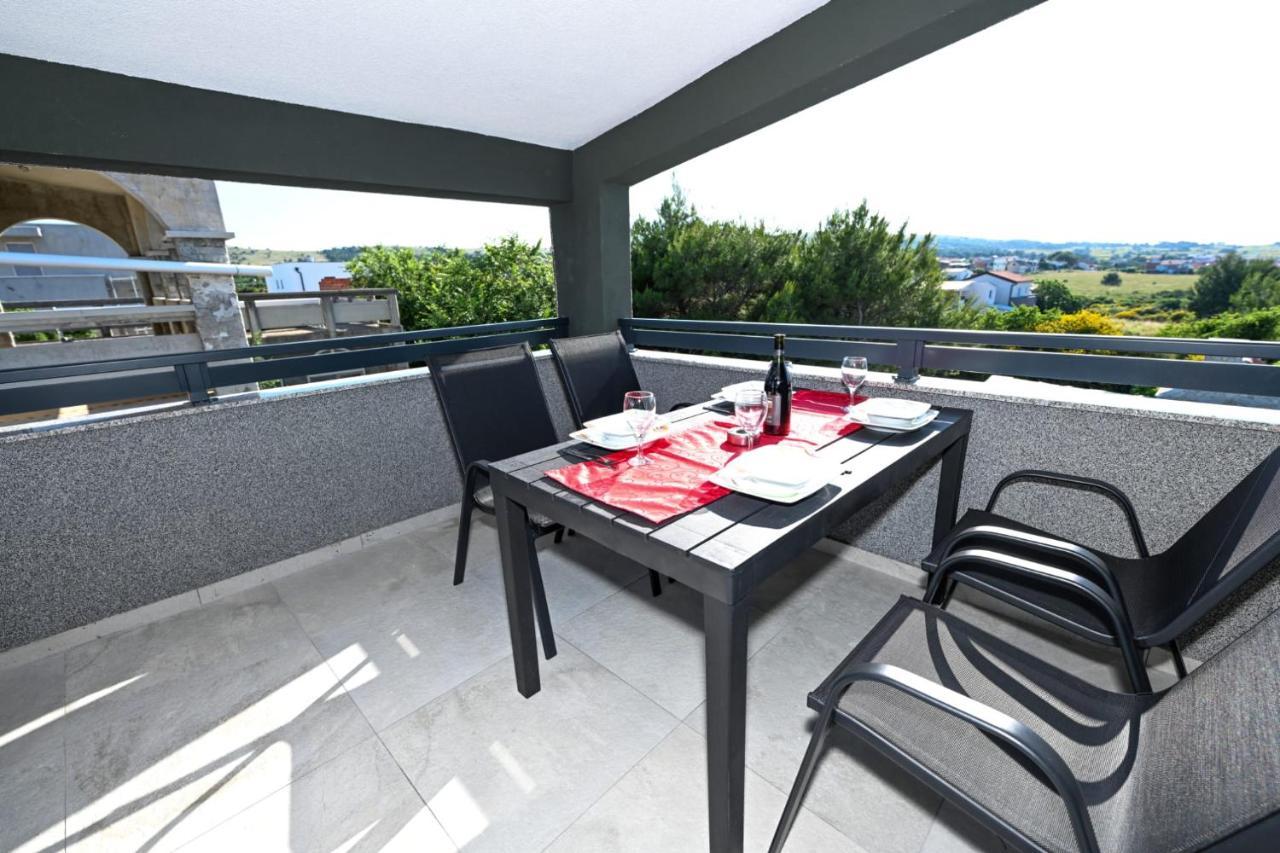 Apartments Astoria Vir Dış mekan fotoğraf